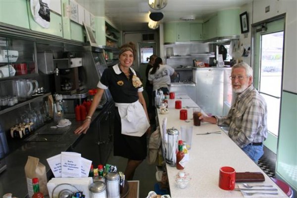 Inside Dot's Diner (Small).JPG