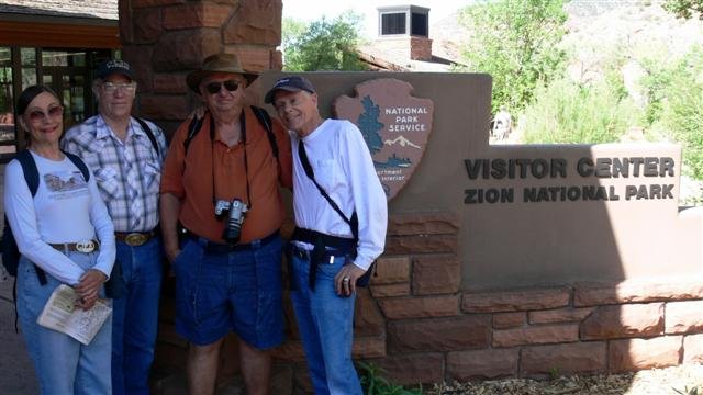 Angels landing03 (Small).JPG