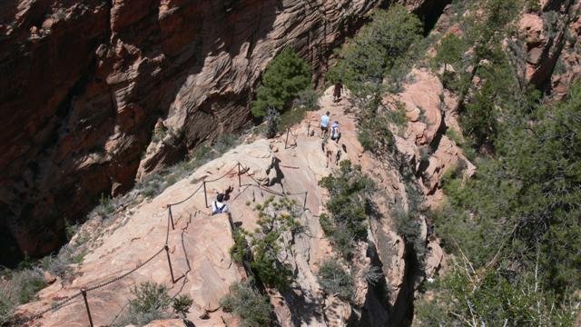 Angels landing47 (Small).JPG