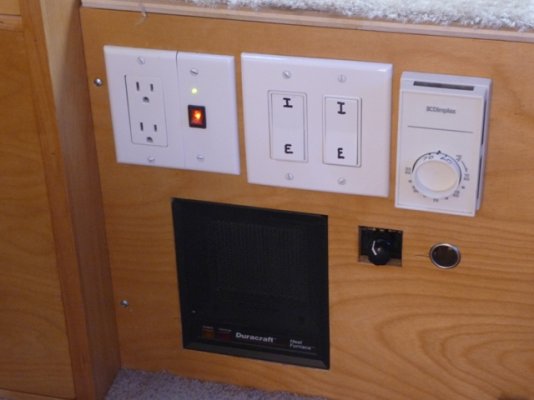 26eb Inverter On.JPG