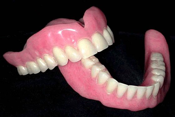 Dentures.jpg