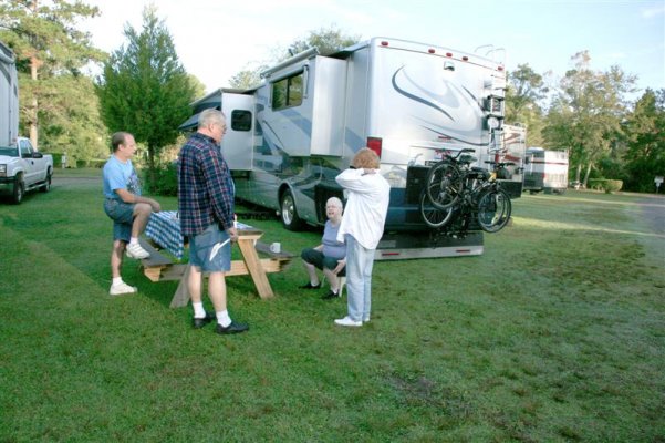 Frank Weimert, Dave Reavis, Jeanette Reavis & Shirley Marabito standing on right (Medium).jpg