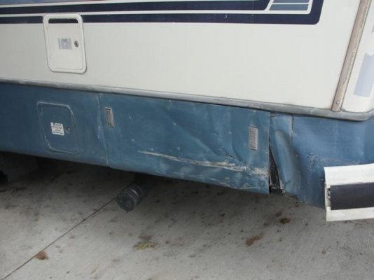 Picture of RV repair needed 001.JPG