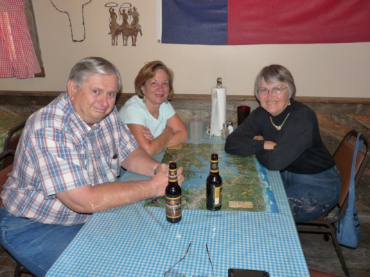 Jeff, Sue & Lorna [800x600].jpg