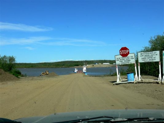 Demster Hwy32 (Small).JPG