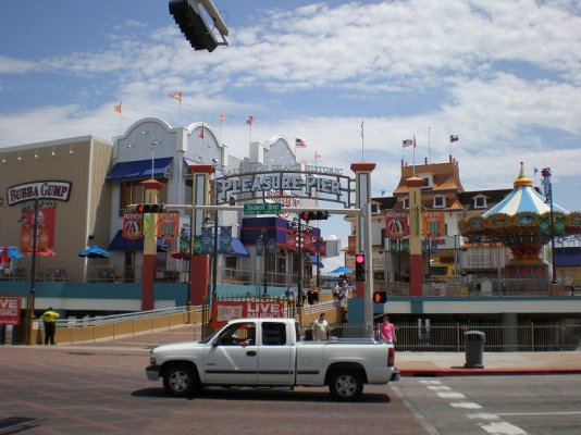 Galveston Pleasure Amusement Pier 003.JPG