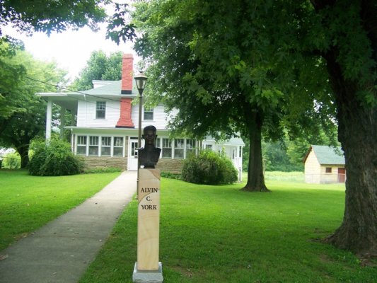 8-5-11 Sgt .Alvin York's Farm A Nat Historic Landmark Pall Mall, Tenn. Me trip fm Kodak.jpg