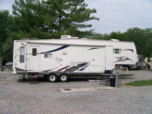 8-9-11 Our Site at Fox Inn looks kind of lonely with out the red truck.jpg