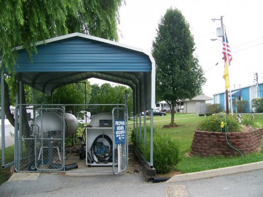 8-9-11 Fox Inn has propane.jpg