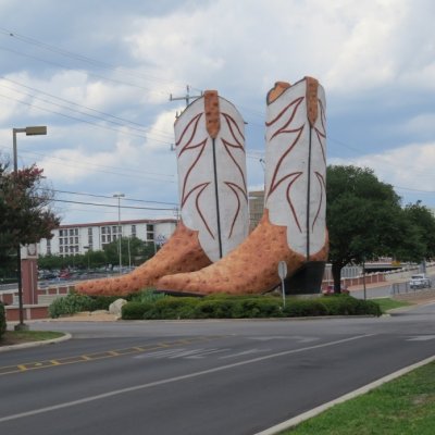 95)  5-28-14 Worlds Largest Boots San Antonio.JPG