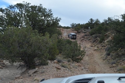 Jeeping at Picture Frame Arch 002.JPG