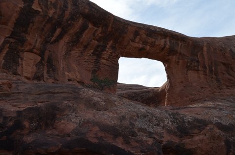 Jeeping at Picture Frame Arch 056.JPG