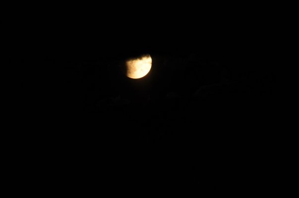 Moon Eclips Sept 2015 007_sm.JPG
