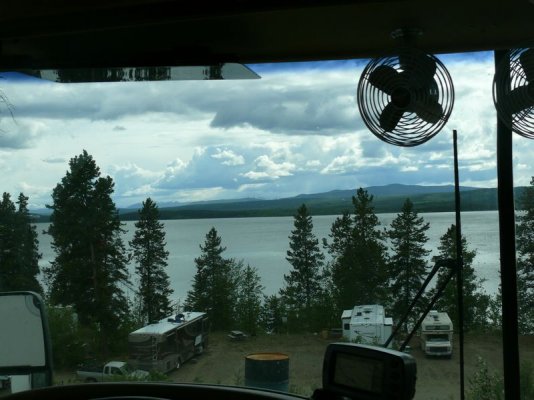 Mukluk Annie Lake View [800x600].JPG