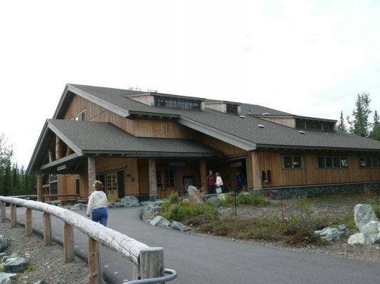 Visitors Center [800x600].JPG