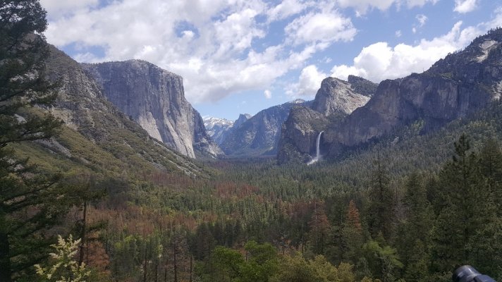 tunnel view.jpg