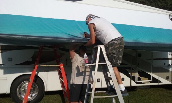 rv mh awning.jpg