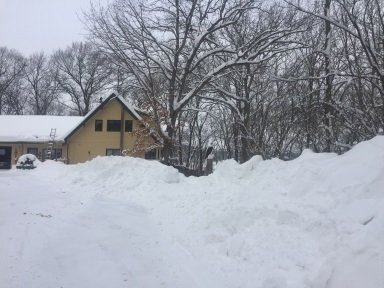Snow Feb 2019 house.jpg