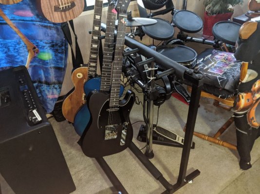 Guitar rack.jpg