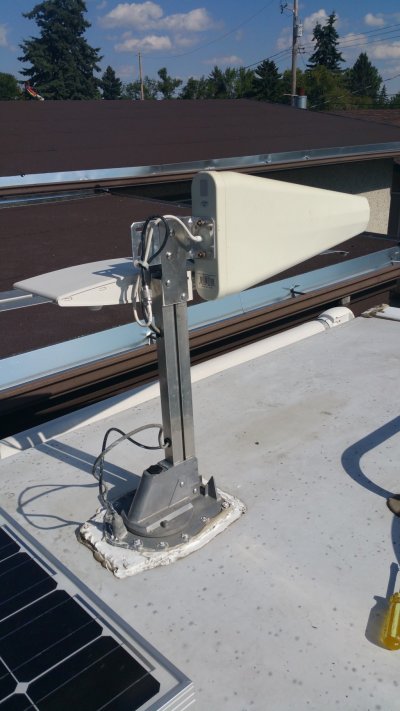 AF30 - Mounted and wired Yagi.jpg