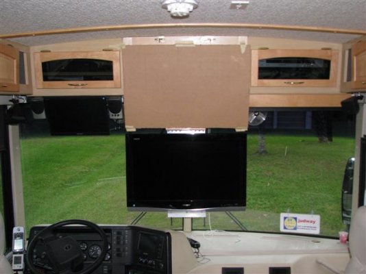 TV Installation 006 (Small).jpg