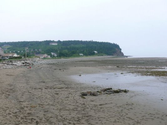 Low Tide [800x600].JPG