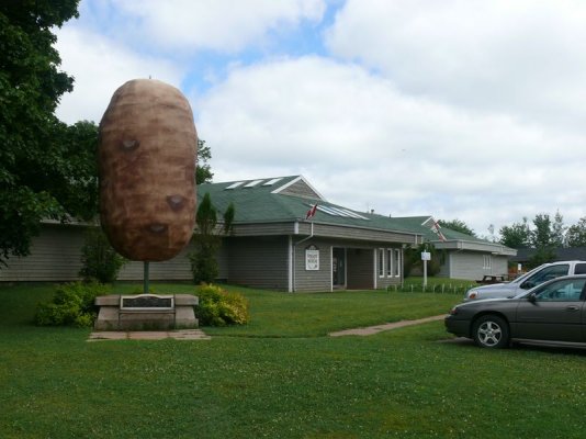 Oleary Potato Museum [800x600].JPG