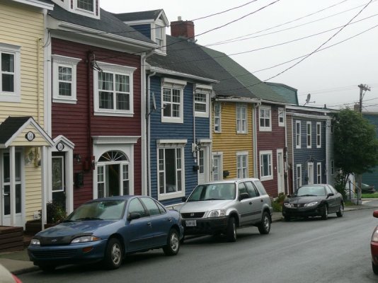 Painted Houses [800x600].JPG