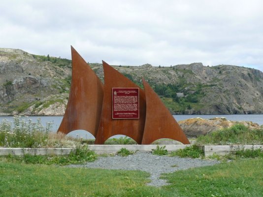 Capt Robert Bartlett Memorial at Brigus [800x600].JPG