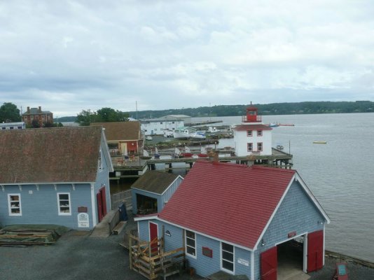 Hector Quay [800x600].JPG