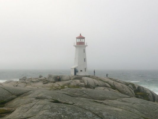 Peggy's Cove Lighthouse [800x600].JPG