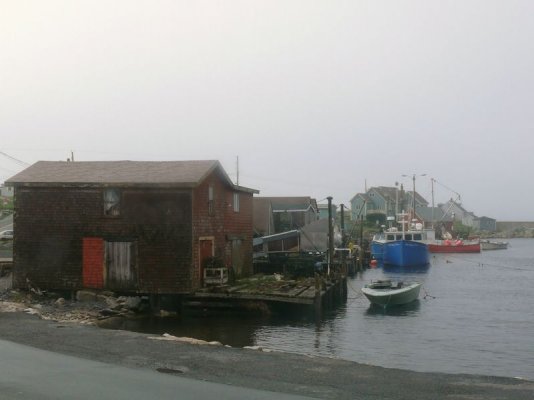 Peggy's Cove Weathered Face [800x600].JPG