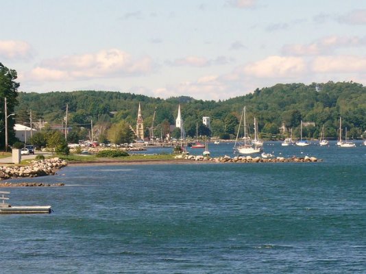 Mahone Bay [800x600].JPG