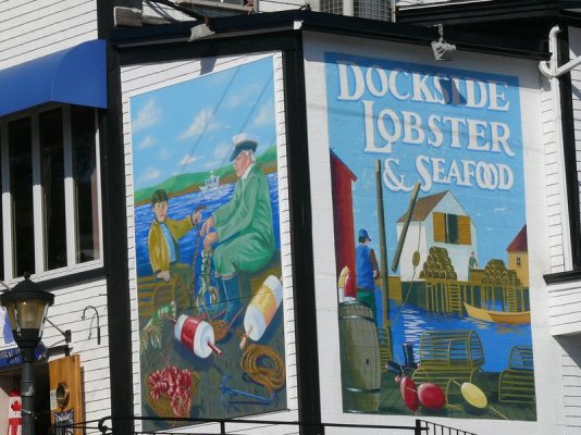 Dockside Murals [800x600].JPG