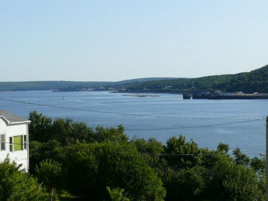 Digby From Across the Harbor Mouth [800x600].JPG