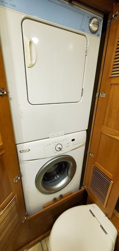44B Washer&Dryer1.jpg