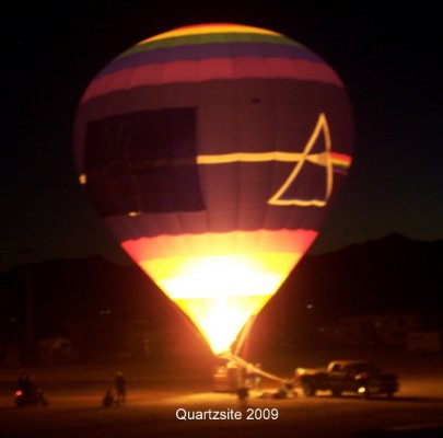 Quartzsite Balloon-eml.jpg