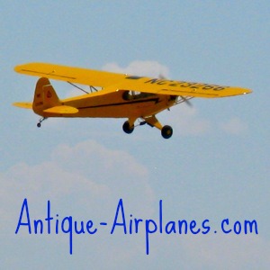 www.antique-airplanes.com