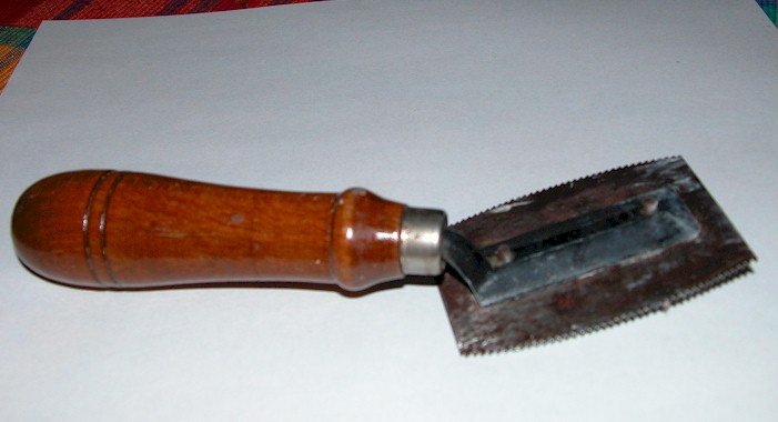 Veneer knife2.jpg