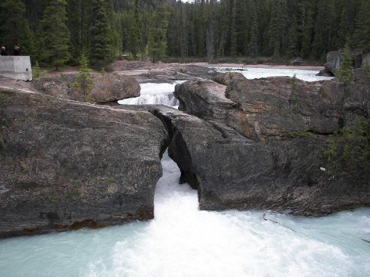 YoHo NP Natural Bridge 2.jpg