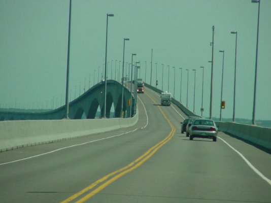 Confederation bridge.jpg