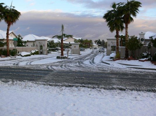 Snow-29 (Medium).JPG