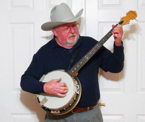 TJ-banjo.jpg
