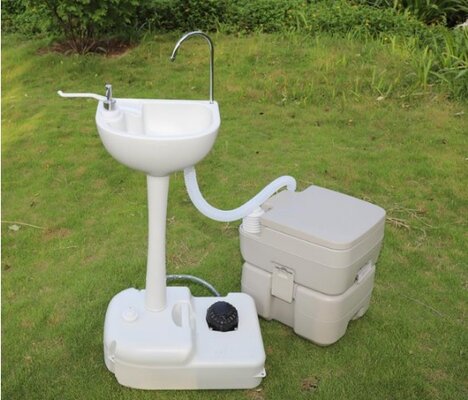 camper toilet - sink.jpg
