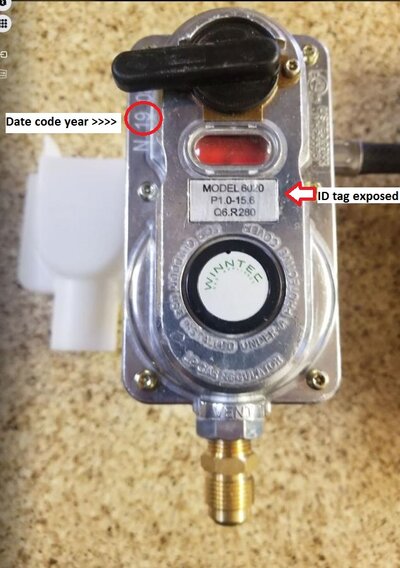 Winntec 6020 regulator with white plastic cover removed annotated.jpg