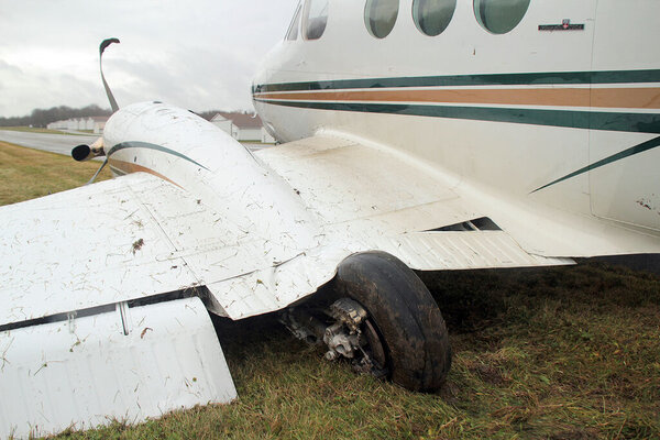 N155a Landing Damage _07 WEB.jpg