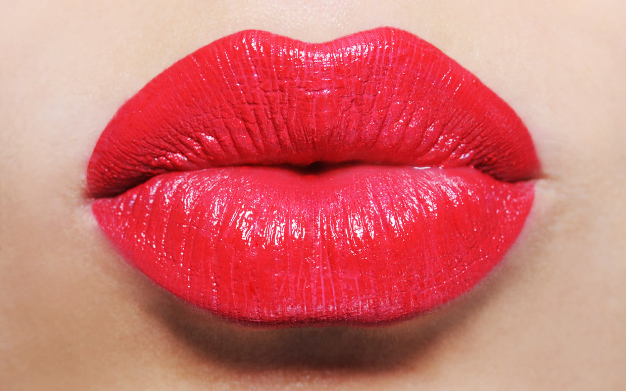 lip-plumping-beauty-ftr.jpg